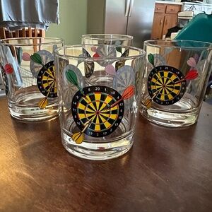 ✨Set of Four (4) Dart Board 10oz Glasses ~ Super Cute✨